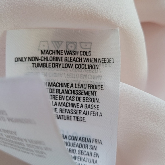 Tahari NWT Size Small Blouse - Picture 5 of 6